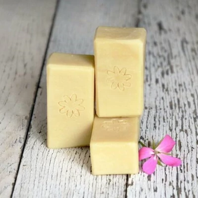 Napvirág Natúr szappan - Kicsi kezek, extra szűz olíva olajjal gyerekeknek 120g 