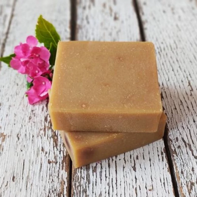 Natúr szappan - Shea vajjal és vanília és ylang-ylang illóolajjal 120g